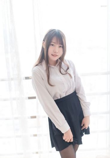 女大学生3